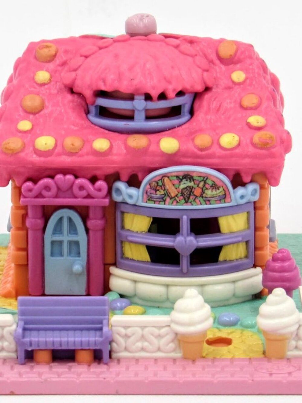 Vintage Polly Pocket Scented Ice Cream Parlor 1995 "Compact Only" Bluebird Toys